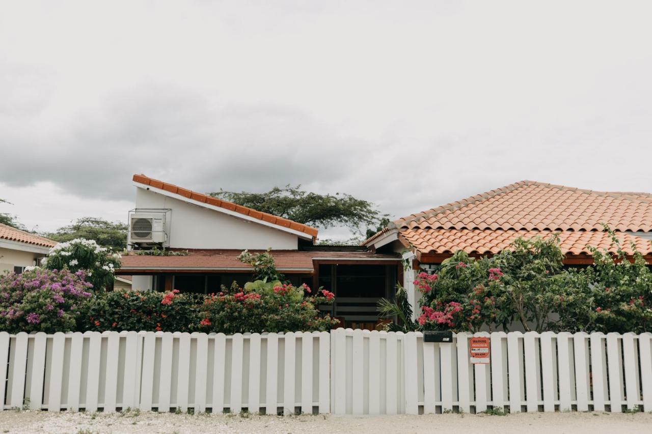 Bubali Studio Palm Beach Exterior photo